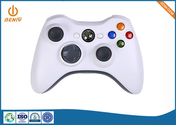Peças plásticas feitas sob encomenda da injeção de S136 SKD61 para o controlador sem fio do jogo
